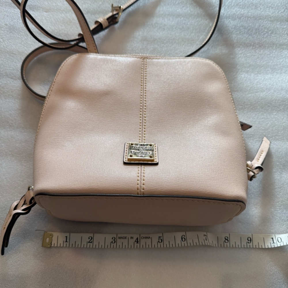 Dooney & Bourke Purse